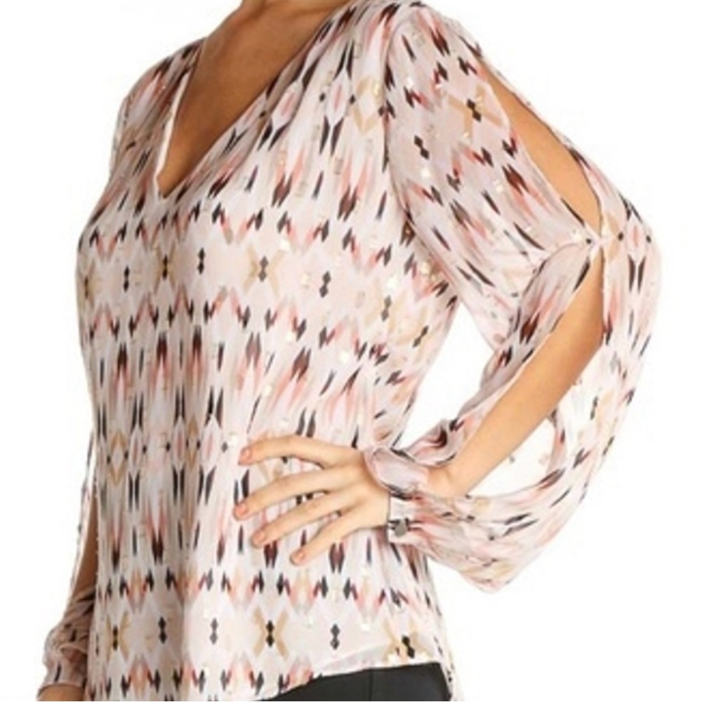 White House Black Market Pink Patterned Blouse cream Brown Gold size 8